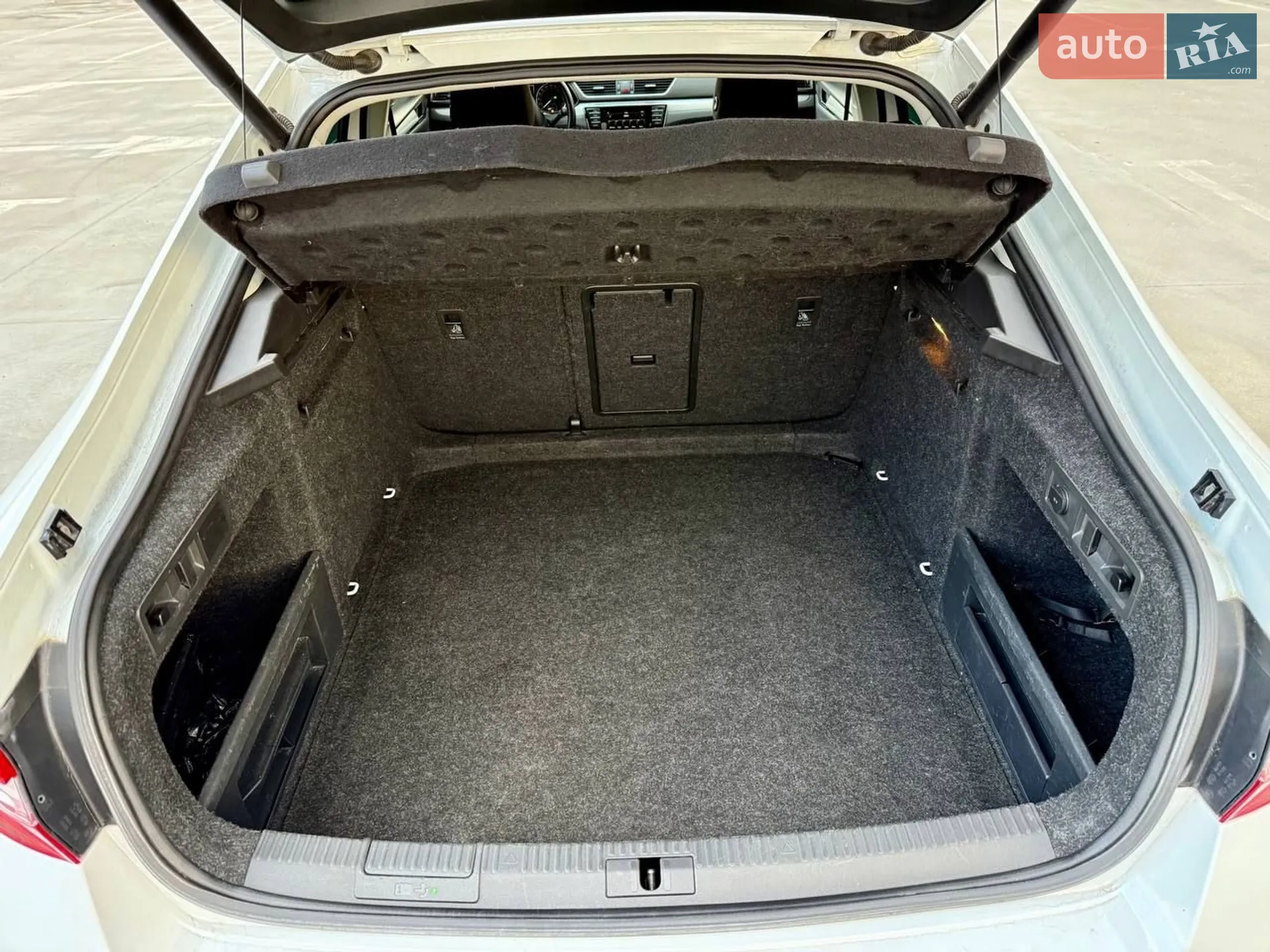 2015 Skoda Superb - мініатюра 12