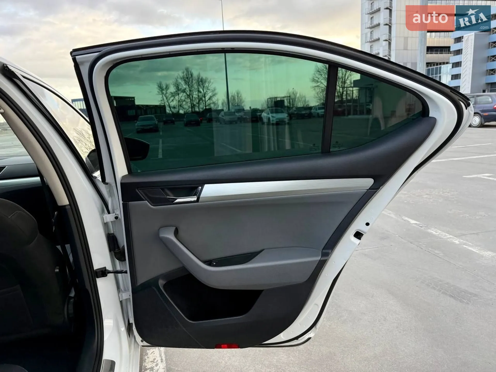 2015 Skoda Superb - мініатюра 34