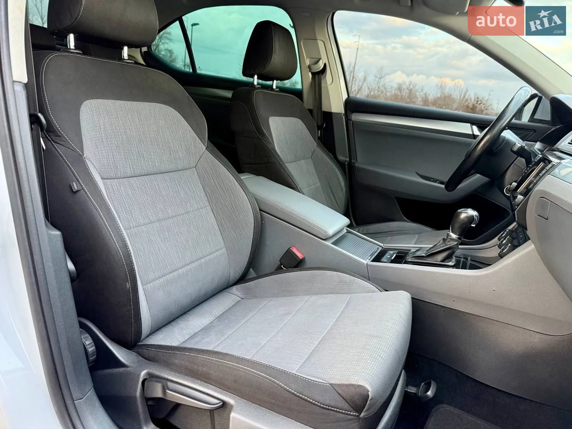 2015 Skoda Superb - мініатюра 37