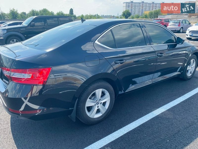 Ліфтбек Skoda Superb 2019 в Львові фото 3 Ліфтбек Skoda Superb 2019 в Львові