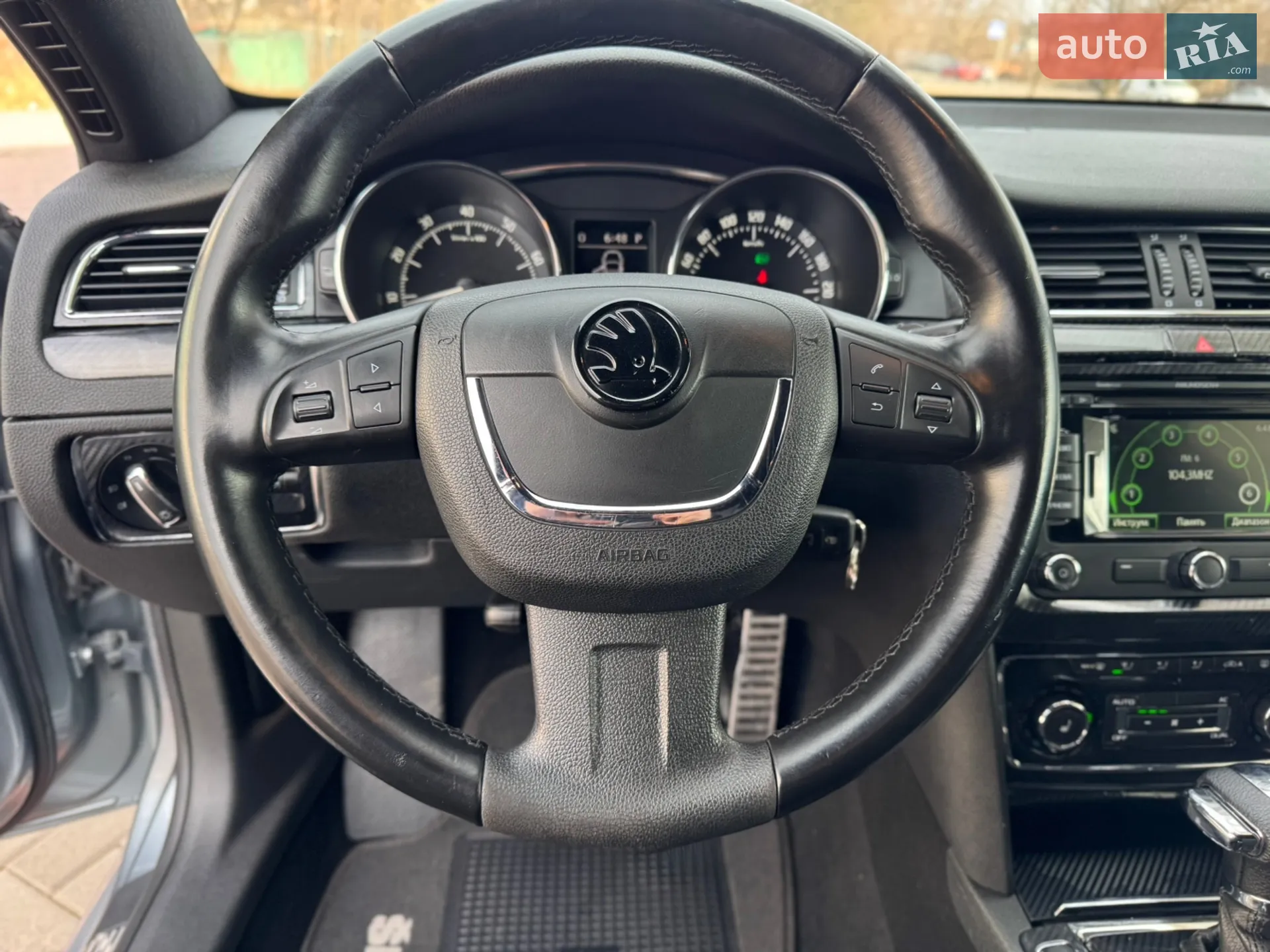 2011 Skoda Superb - мініатюра 28