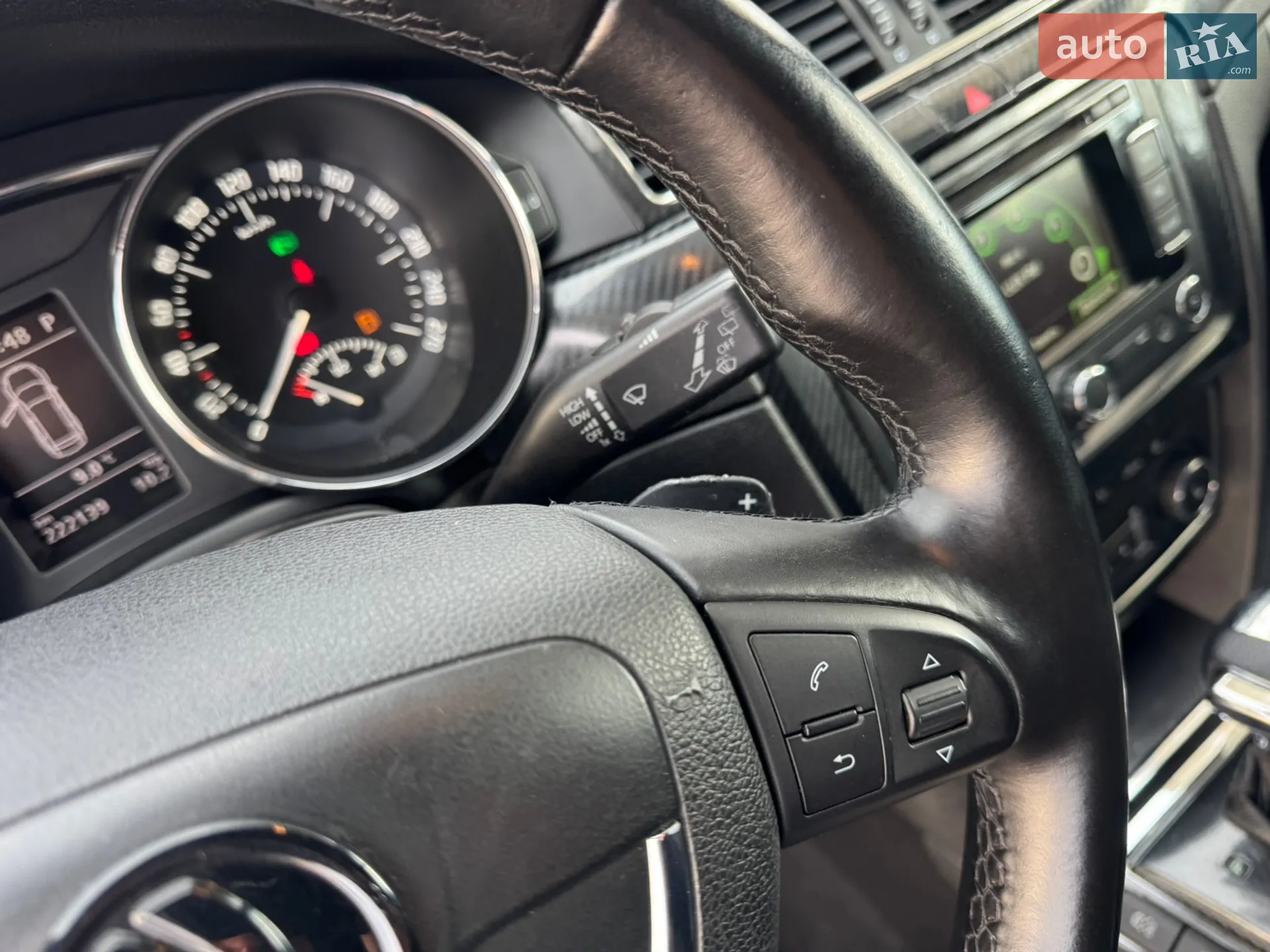 2011 Skoda Superb - мініатюра 32