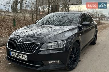 Ліфтбек Skoda Superb 2016 в Вінниці