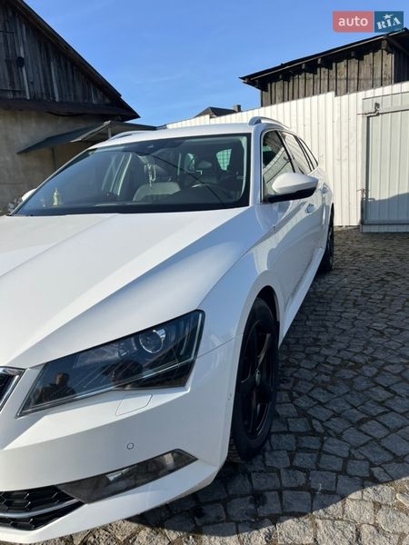 Універсал Skoda Superb 2018 в Тернополі