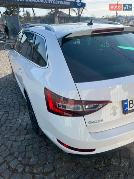 Універсал Skoda Superb 2018 в Тернополі