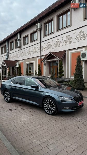 Ліфтбек Skoda Superb 2016 в Стрию