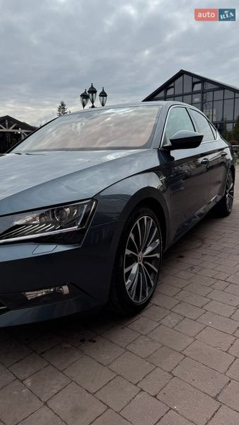 Ліфтбек Skoda Superb 2016 в Стрию