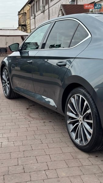 Ліфтбек Skoda Superb 2016 в Стрию