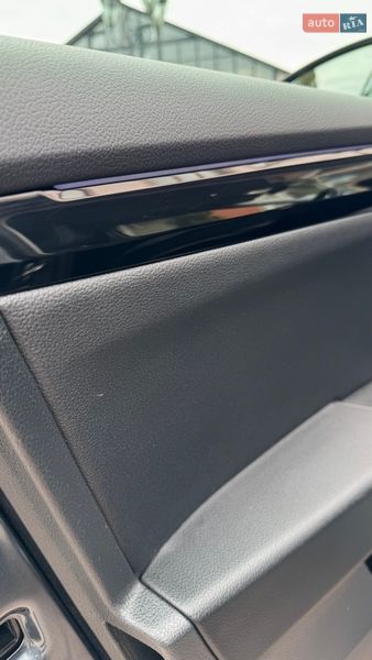 Ліфтбек Skoda Superb 2016 в Стрию