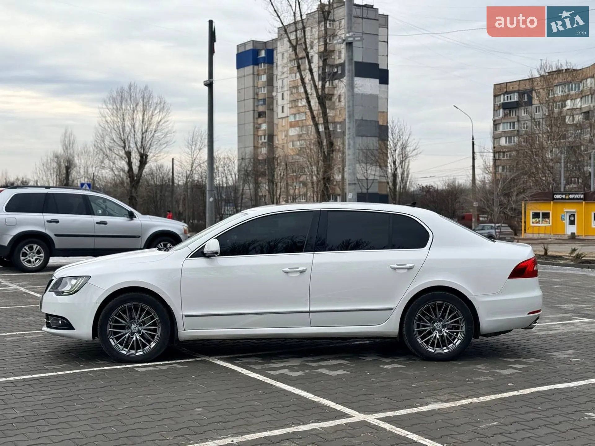 2013 Skoda Superb - мініатюра 2