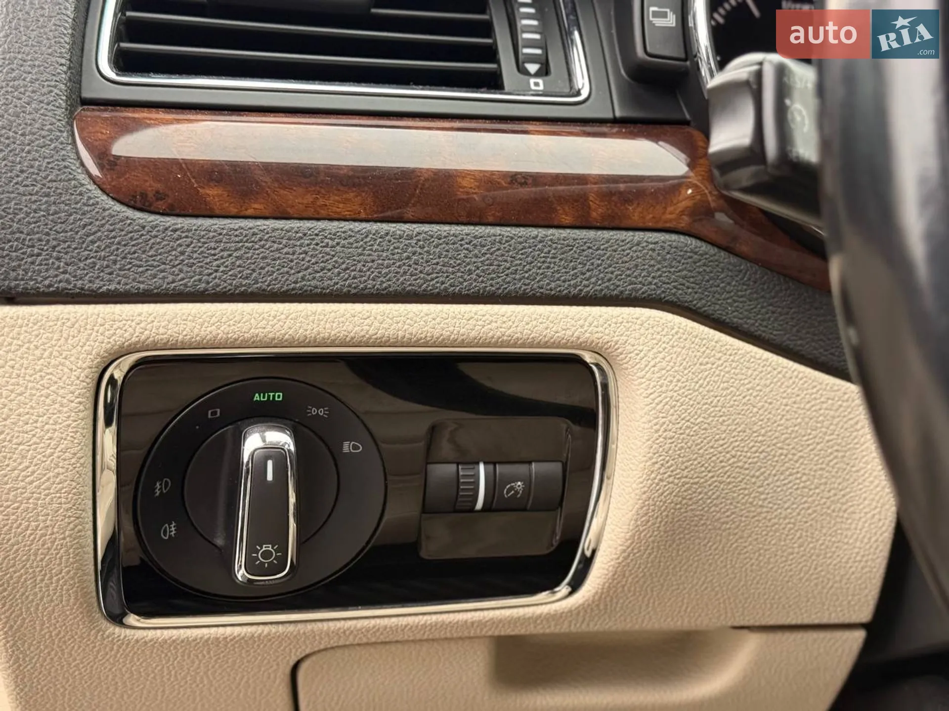 2013 Skoda Superb - мініатюра 20