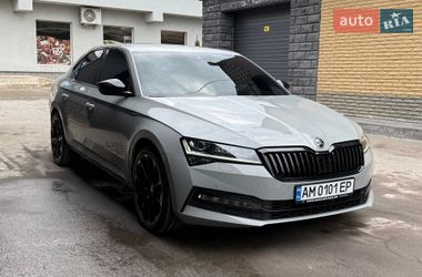 Лифтбек Skoda Superb 2023 в Звягеле