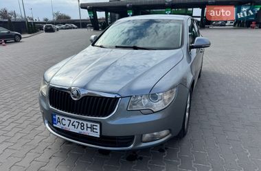 Лифтбек Skoda Superb 2009 в Луцке