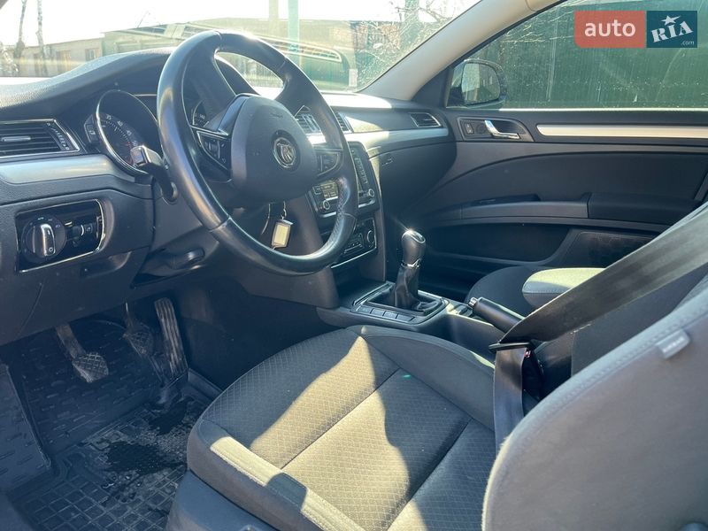 Універсал Skoda Superb 2014 в Києві