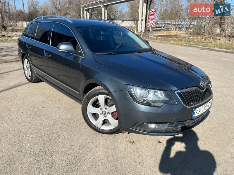 Універсал Skoda Superb 2014 в Києві