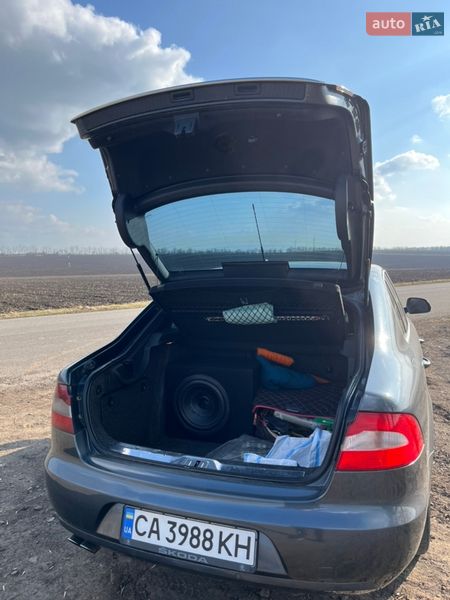 Лифтбек Skoda Superb 2008 в Смеле