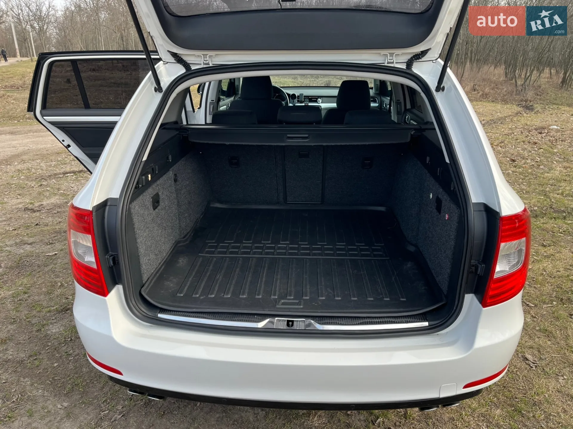 2013 Skoda Superb - мініатюра 23