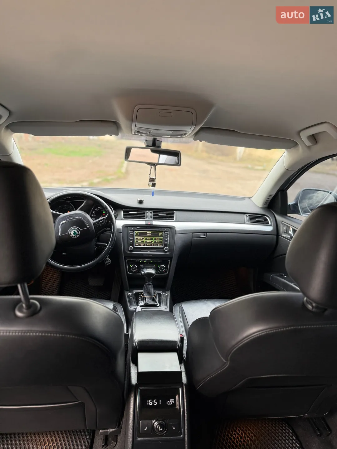 2010 Skoda Superb - мініатюра 17