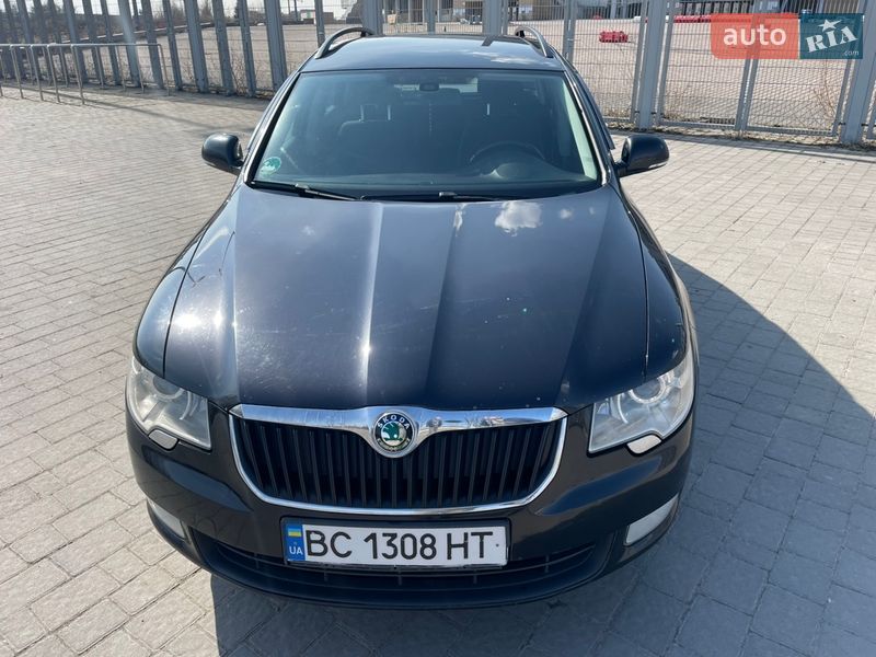 Универсал Skoda Superb 2011 в Львове фото 14 Универсал Skoda Superb 2011 в Львове