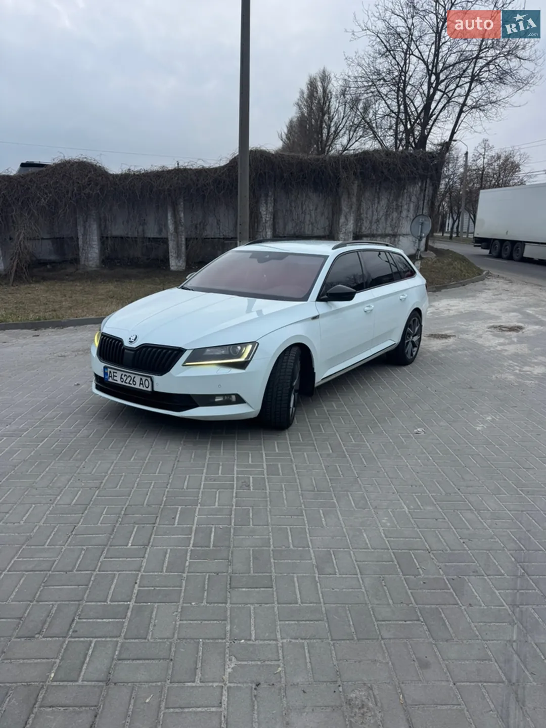 2017 Skoda Superb - фото 1
