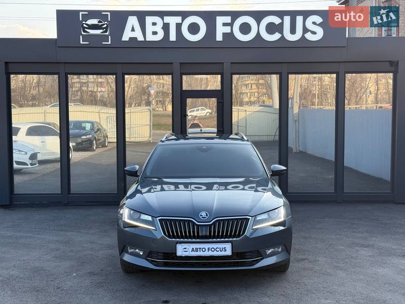 Універсал Skoda Superb 2018 в Києві
