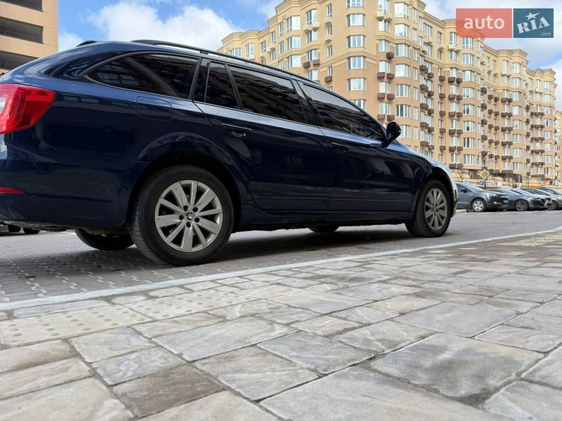 Универсал Skoda Superb 2014 в Киеве фото 13 Универсал Skoda Superb 2014 в Киеве