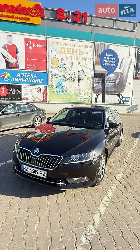 Универсал Skoda Superb 2017 в Киеве