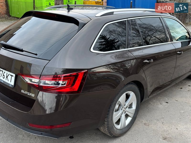 Універсал Skoda Superb 2019 в Вінниці