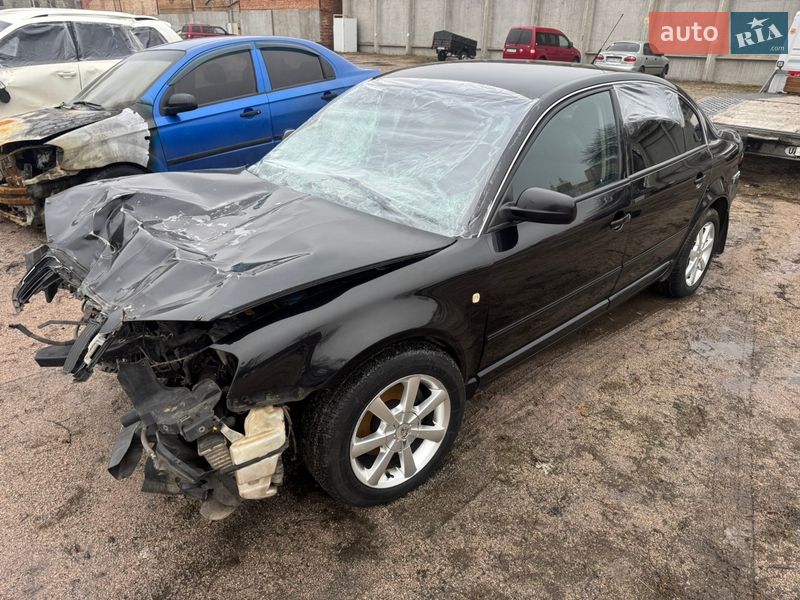 Лифтбек Skoda Superb 2006 в Кропивницком