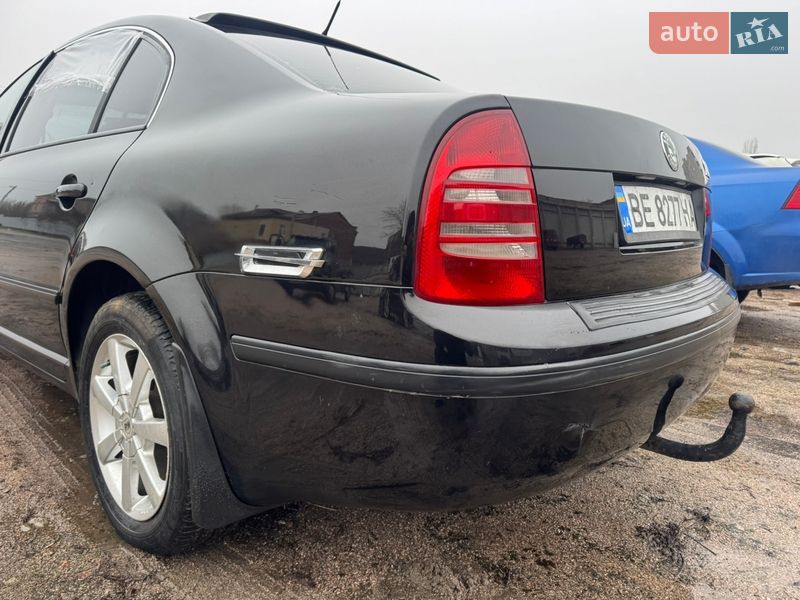 Лифтбек Skoda Superb 2006 в Кропивницком