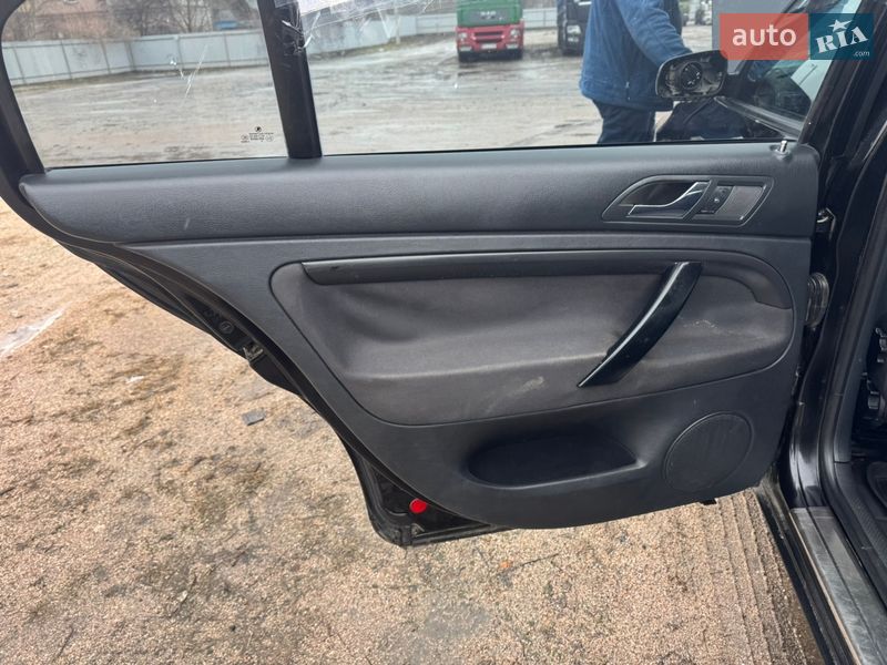 Лифтбек Skoda Superb 2006 в Кропивницком