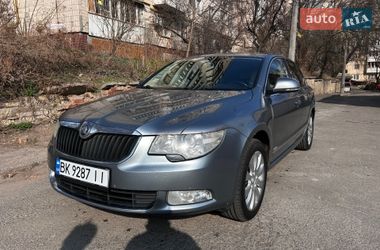 Ліфтбек Skoda Superb 2010 в Києві
