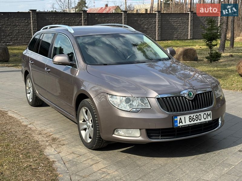 Универсал Skoda Superb 2010 в Житомире