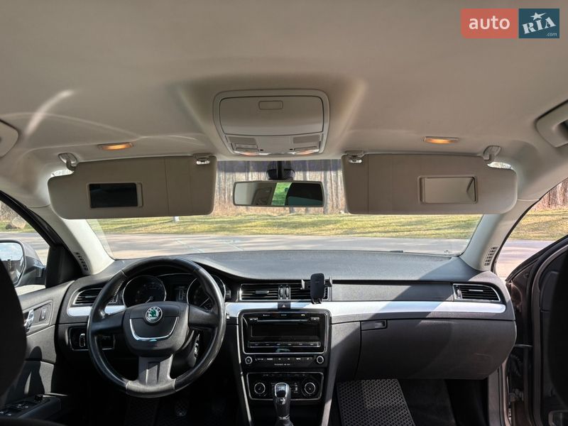Универсал Skoda Superb 2010 в Житомире