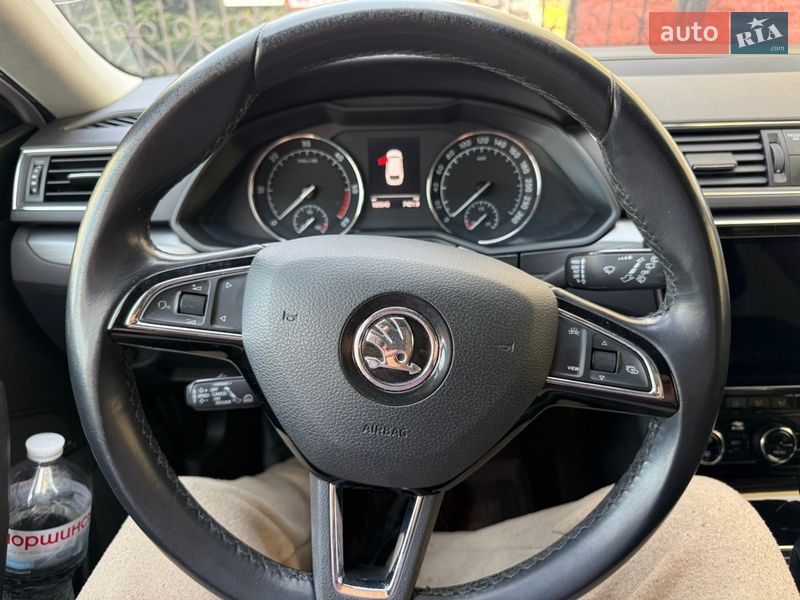 Универсал Skoda Superb 2018 в Хусте