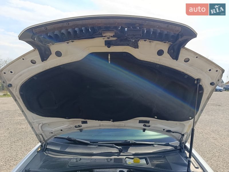 Лифтбек Skoda Superb 2006 в Ужгороде