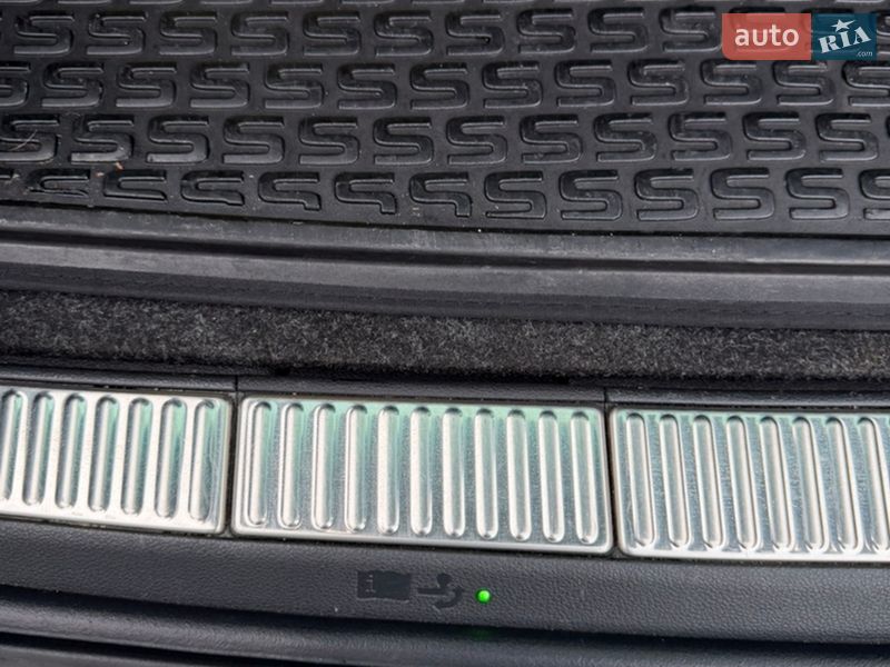 Универсал Skoda Superb 2020 в Львове