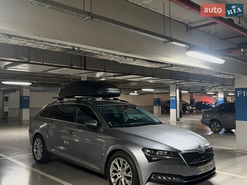 Универсал Skoda Superb 2020 в Львове