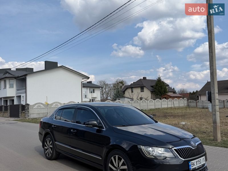 Лифтбек Skoda Superb 2014 в Ровно