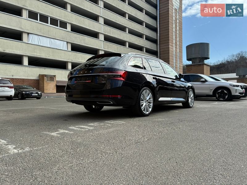 Универсал Skoda Superb 2022 в Киеве