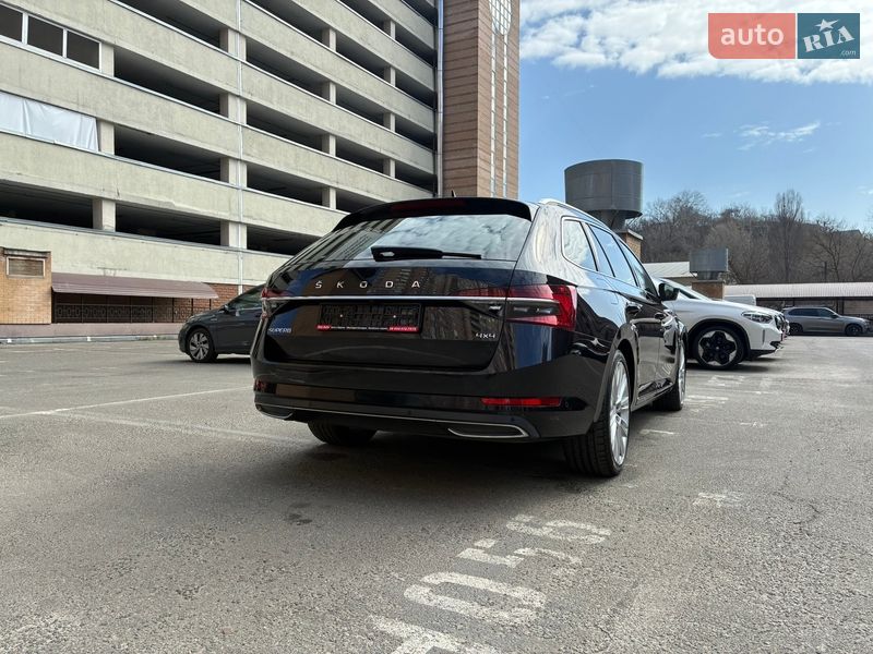 Универсал Skoda Superb 2022 в Киеве