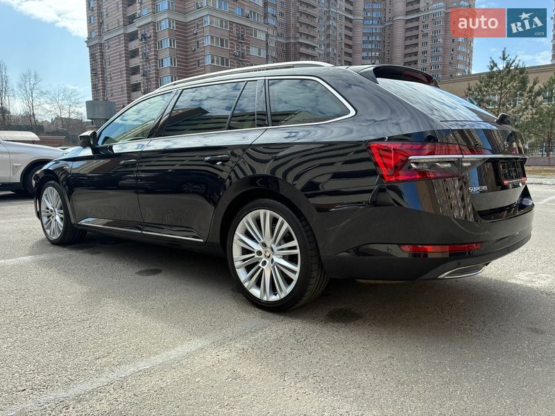 Универсал Skoda Superb 2022 в Киеве