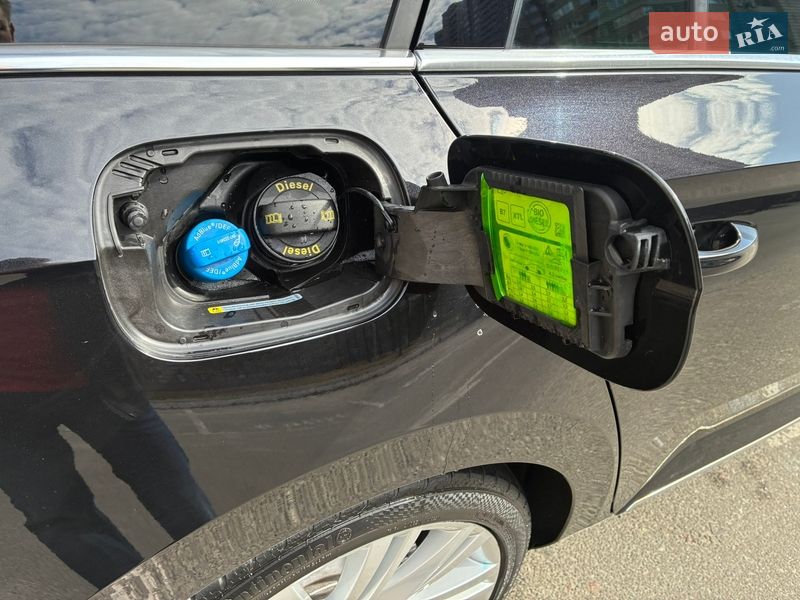 Универсал Skoda Superb 2022 в Киеве