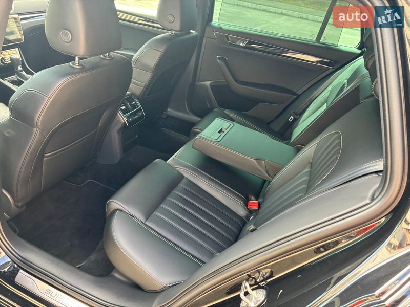 Универсал Skoda Superb 2022 в Киеве