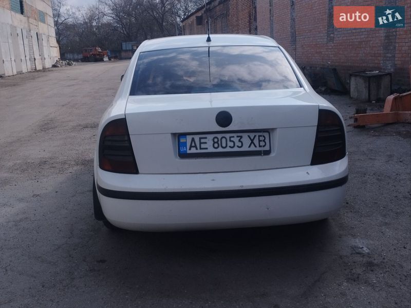 Ліфтбек Skoda Superb 2004 в Кропивницькому