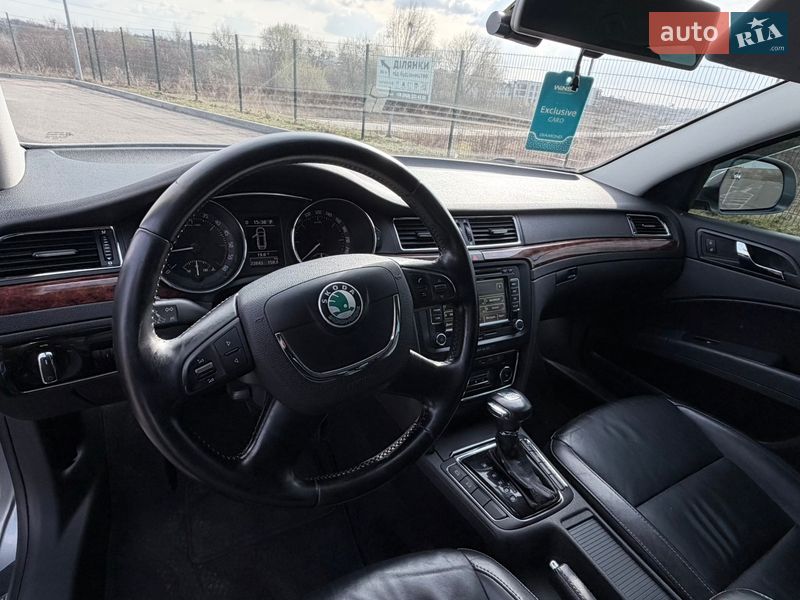 Универсал Skoda Superb 2012 в Ровно фото 16 Универсал Skoda Superb 2012 в Ровно