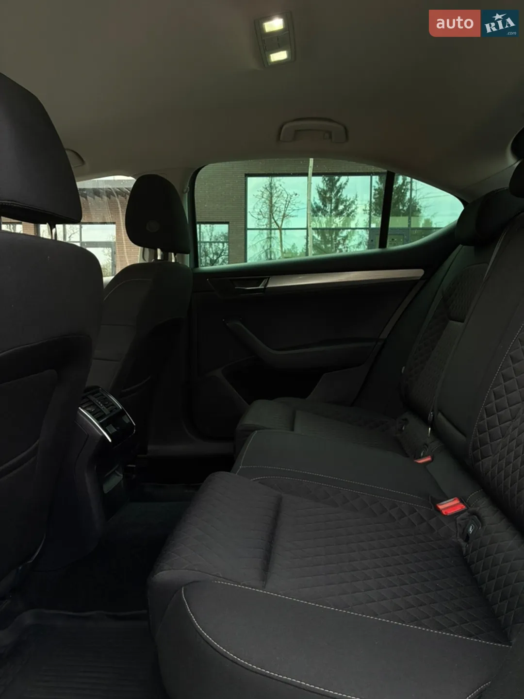 2019 Skoda Superb - мініатюра 12