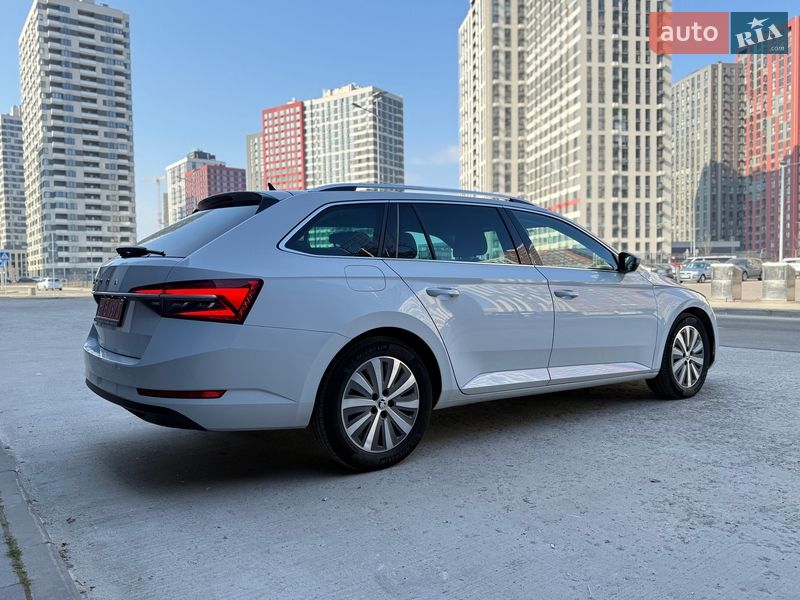 Универсал Skoda Superb 2021 в Киеве фото 20 Универсал Skoda Superb 2021 в Киеве