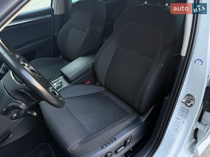 Универсал Skoda Superb 2021 в Киеве фото 45 Универсал Skoda Superb 2021 в Киеве