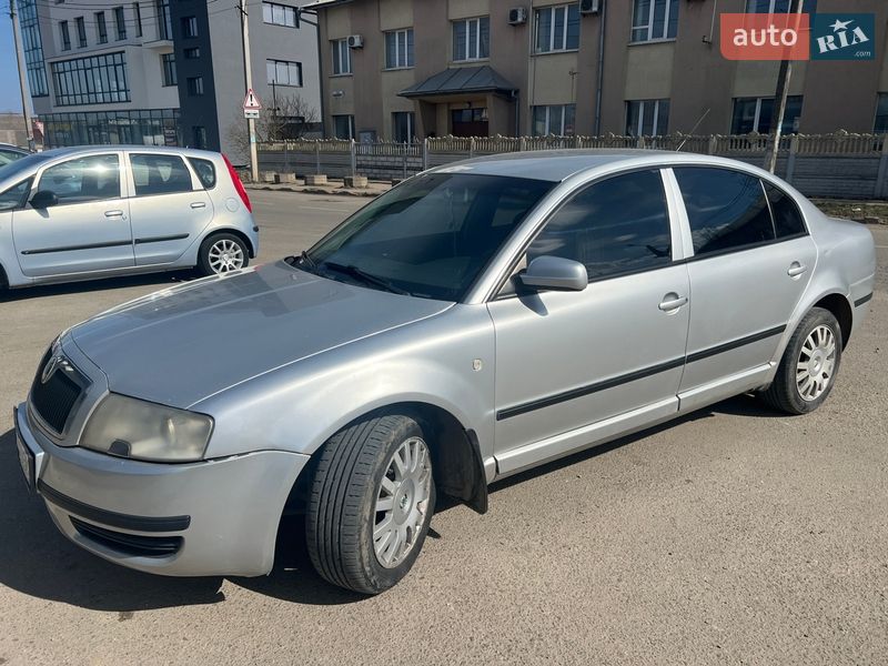 Лифтбек Skoda Superb 2006 в Ивано-Франковске фото 5 Лифтбек Skoda Superb 2006 в Ивано-Франковске
